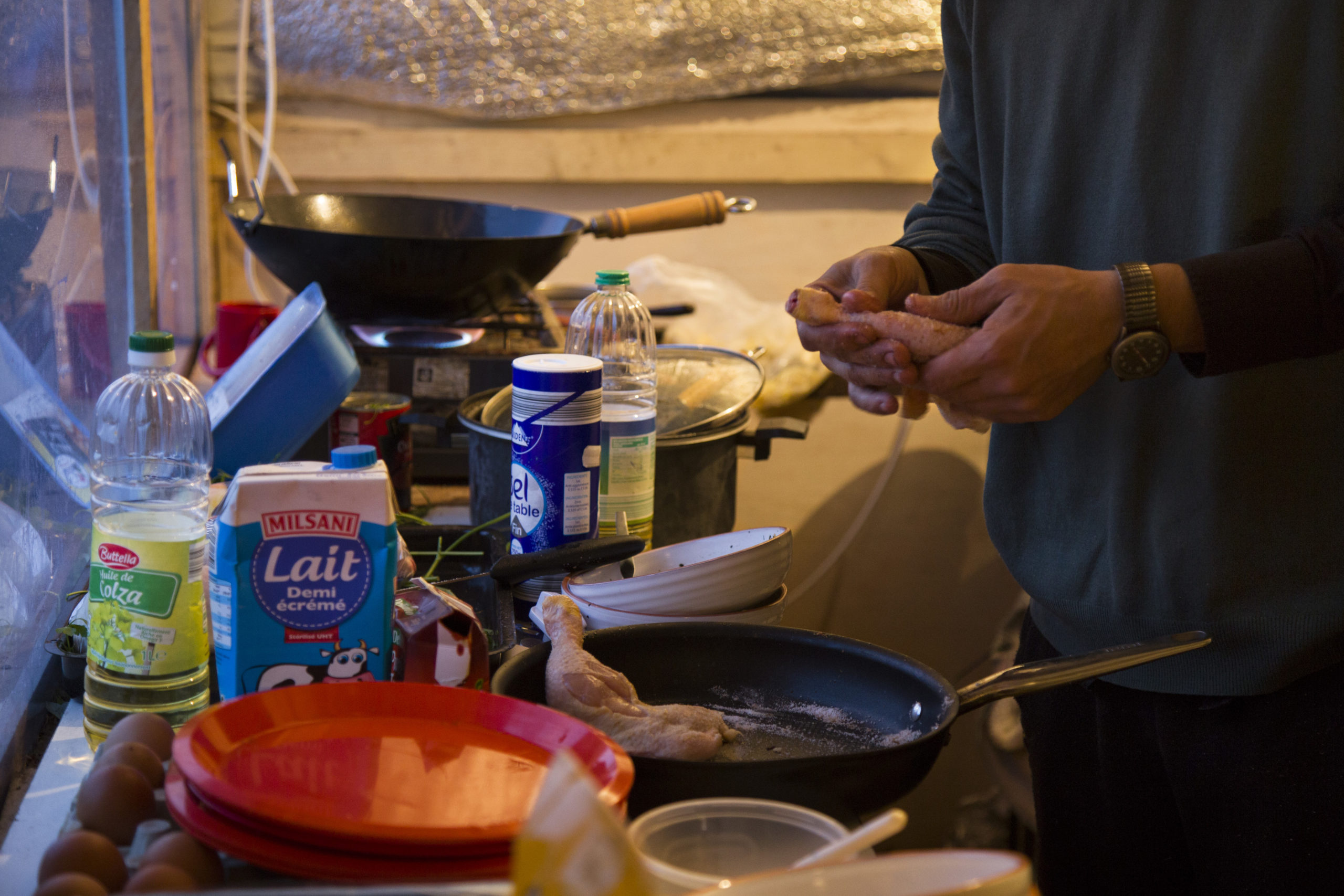 Le poulet est un incontournable du repas.